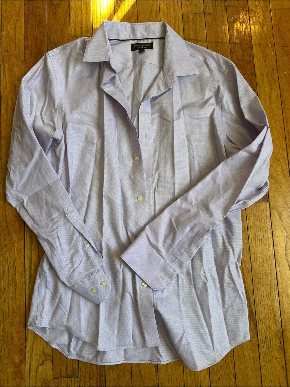 Banana Republic Men's Light Lavender Dress Shirt